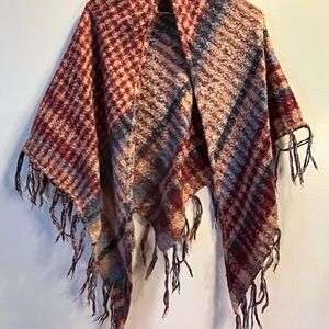 Vince Camuto Textured Checkered Wrap